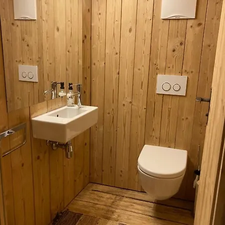 Berghaus Wiesegg - Uriges Tiroler Bauernhaus Fuegenberg