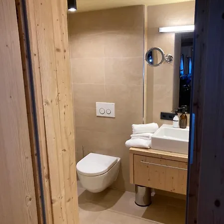 Holiday home Berghaus Wiesegg - Uriges Tiroler Bauernhaus Fuegenberg